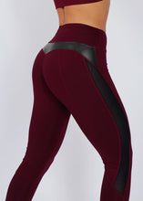 Load image into Gallery viewer, Black Fitness Leggings